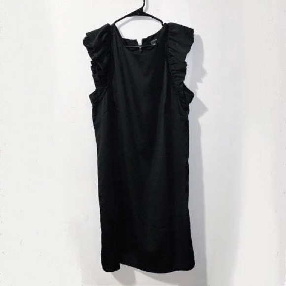 Ann Taylor Dresses & Skirts - ANN TAYLOR Black Sleeveless Ruffle Dress